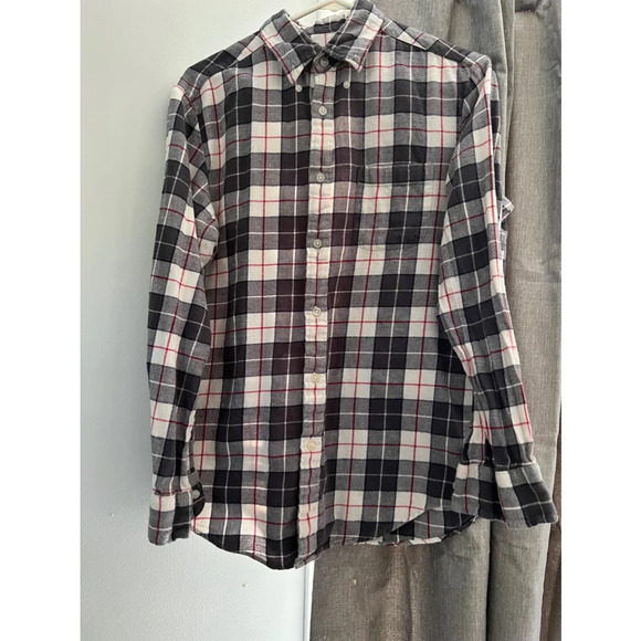 JOHN ashford plaid button up white, black, red- size small - Picture 2 of 4